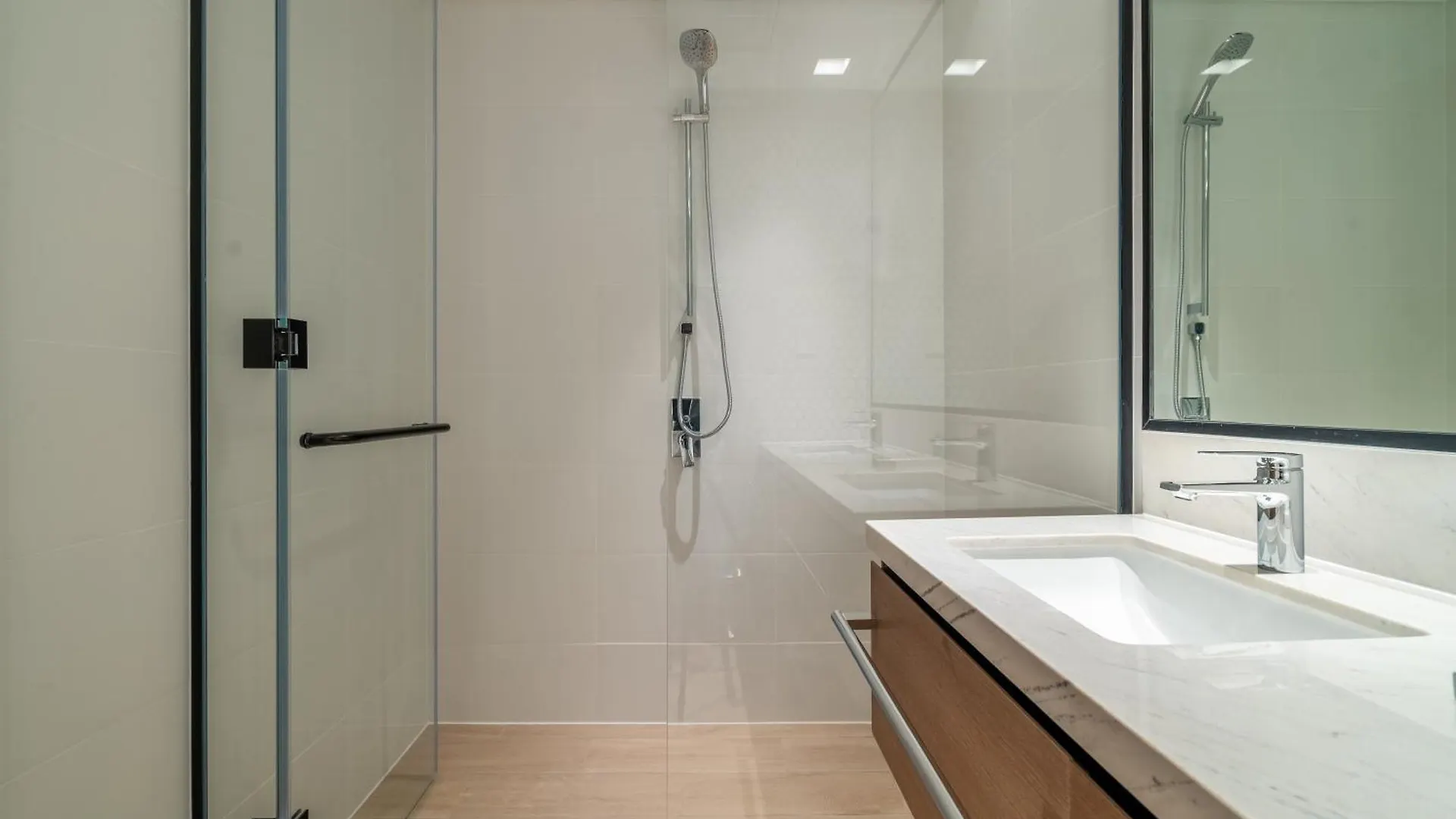 Apartment Luxury 2Br Flat In Palace Residence Dubai
